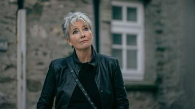 Down Cemetery Road: El misterio de Oxford 1x6